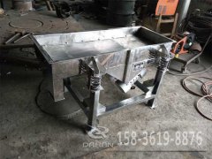 <b>不锈钢直线筛凭什么比普通碳钢直线筛贵？</b>
